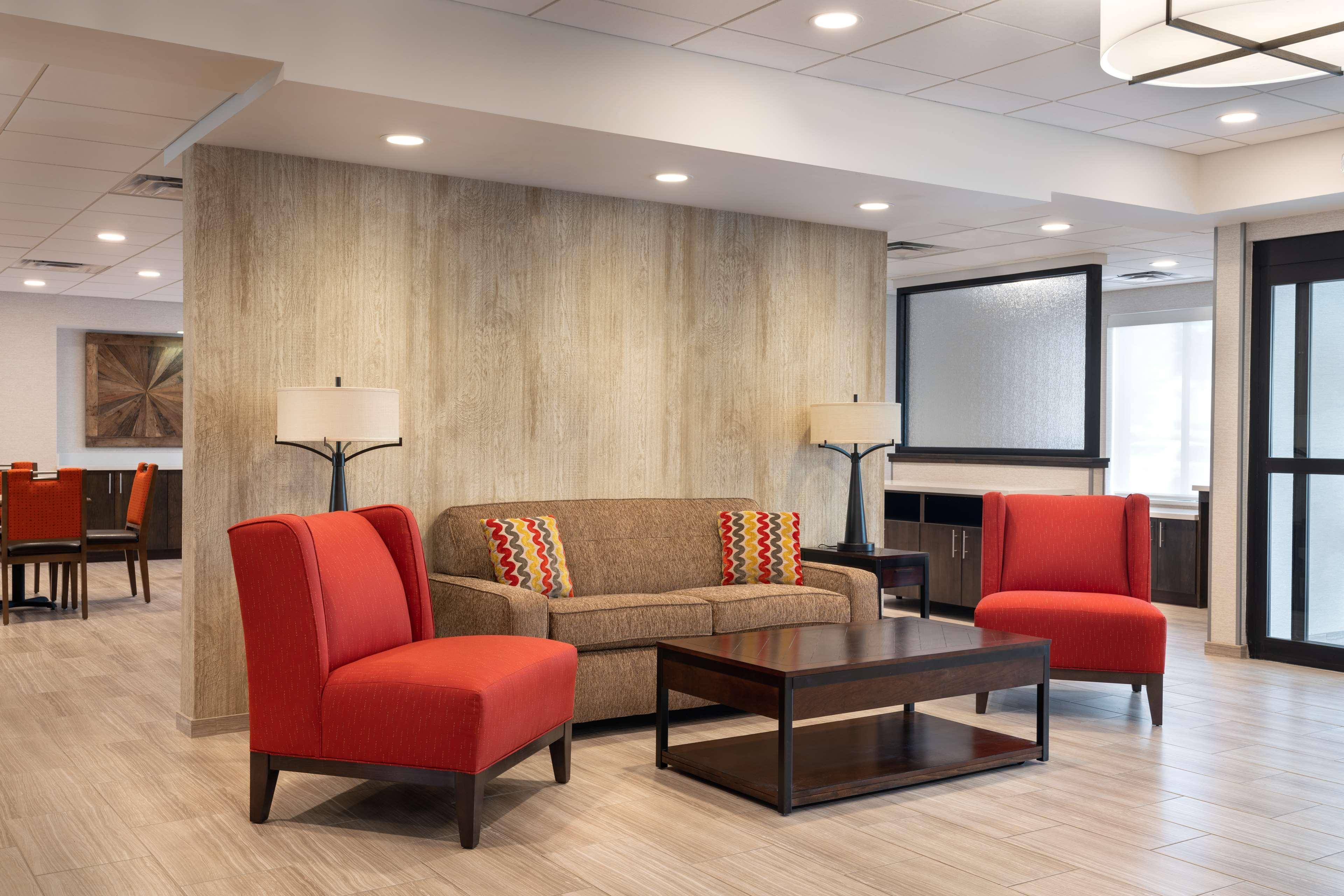 Days Inn & Suites By Wyndham Denver International Airport מראה חיצוני תמונה