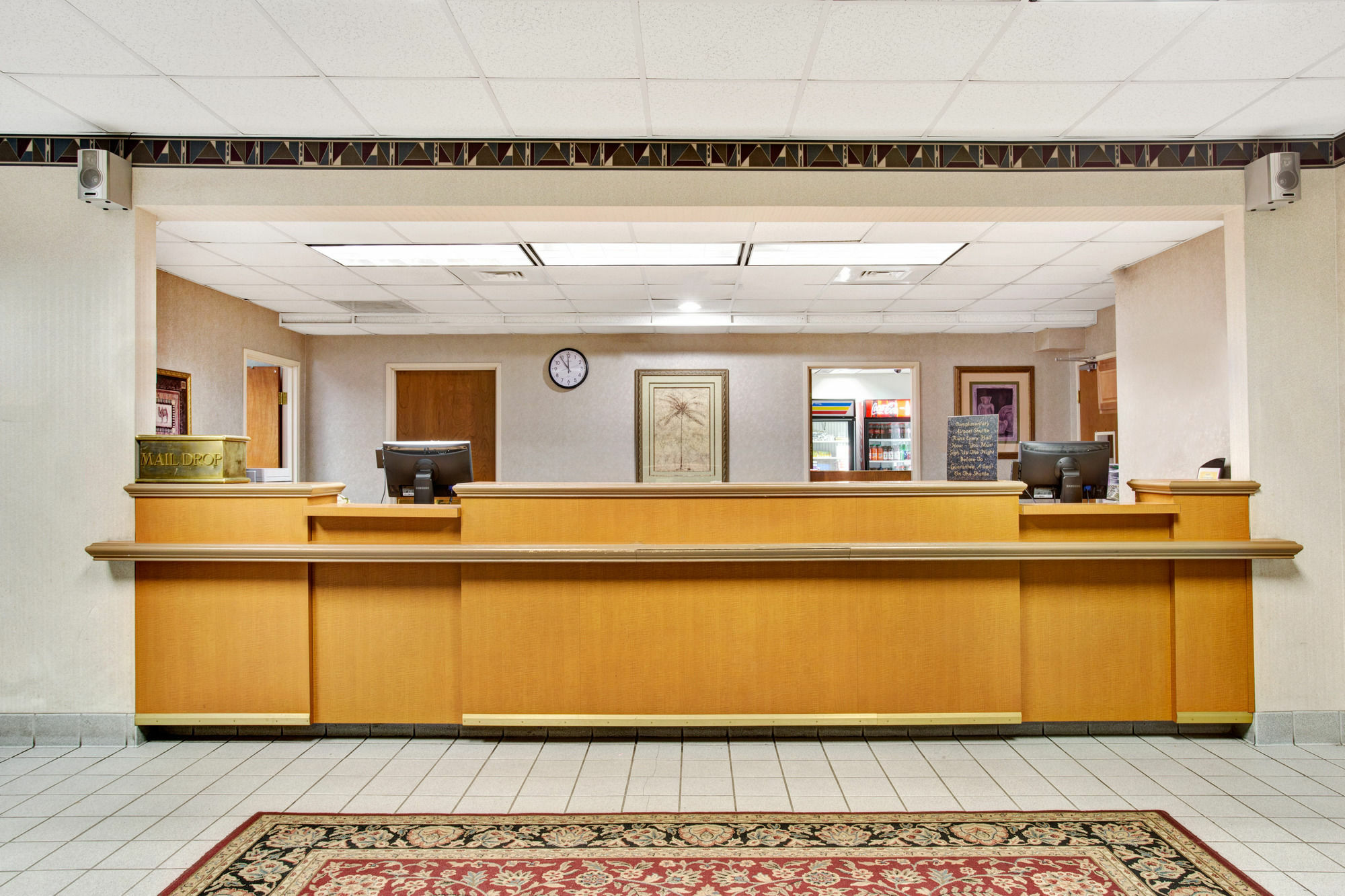Days Inn & Suites By Wyndham Denver International Airport מראה חיצוני תמונה